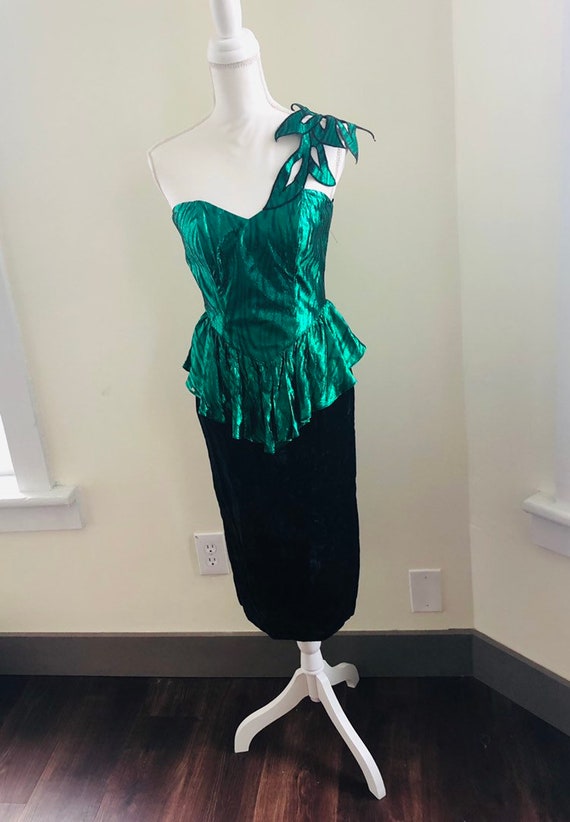 Vintage Metallic Green Peplum Prom Dress! Vintage