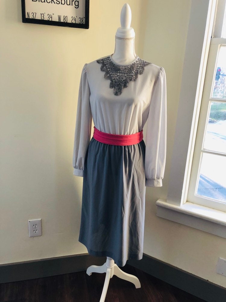 Vintage 1970s Sears Lace Neck Dress / Vintage Gray on Gray Polyester Dress with Original Belt Vintage 1970s Sears Lace Neck Dress / Vintage Gray on Gray Polyester Dress with Original Belt