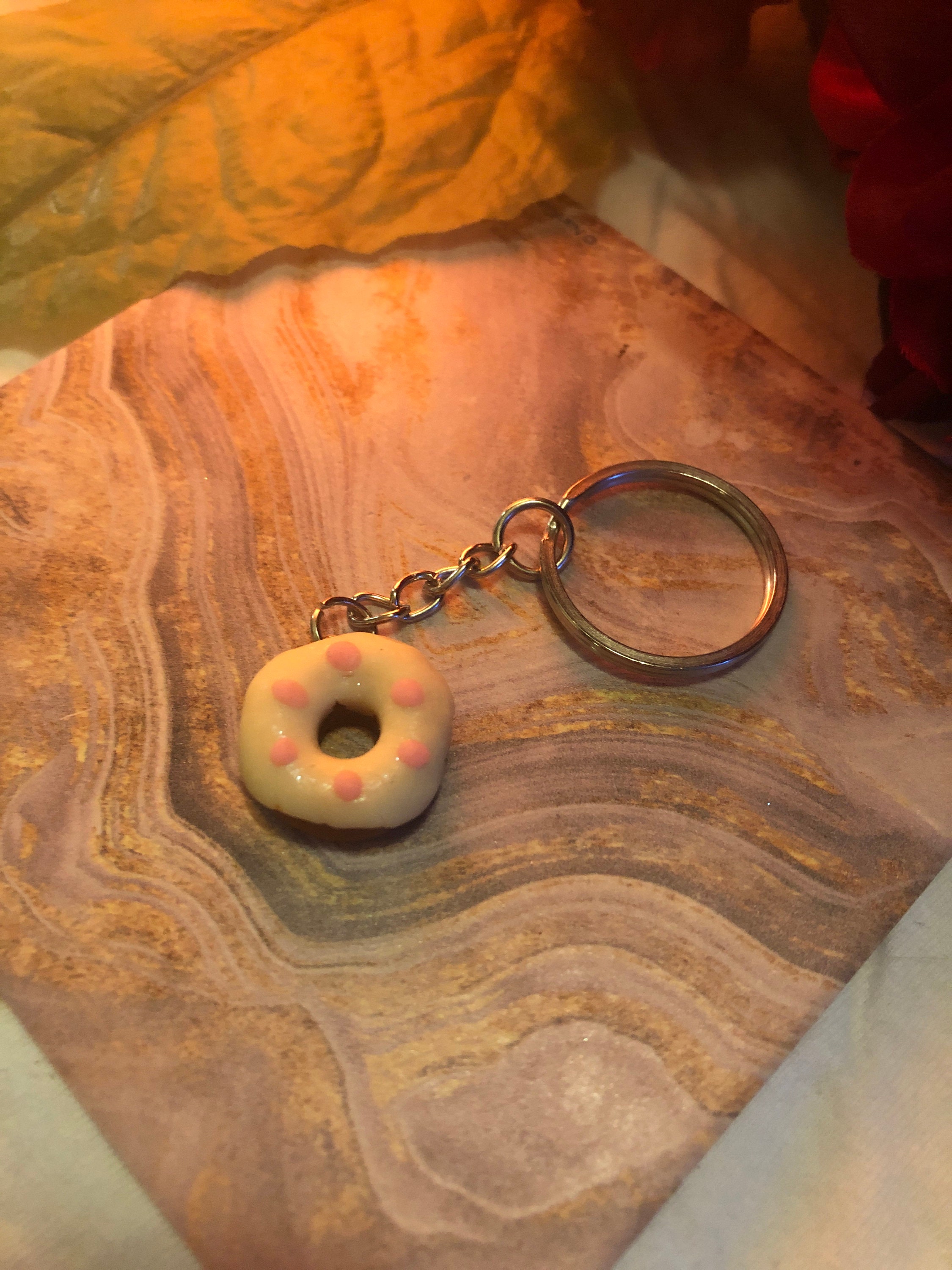 Llaveros de rosquilla de arcilla HECHOS Etsy España