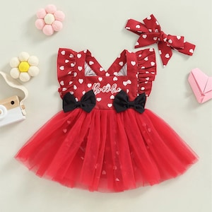 Traje personalizado de Little Hearts para bebés, ropa de San Valentín personalizada para niñas lindas, vestido de corazón para niños pequeños, atuendo de primer cumpleaños para bebés