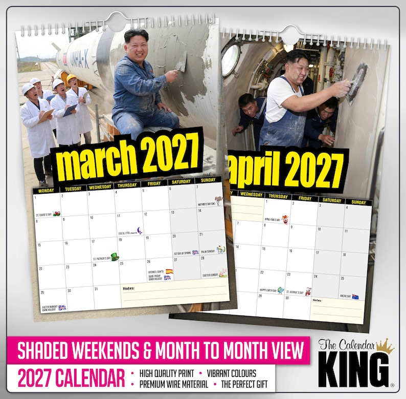 Pu&ograve; includere: Un calendario da parete per il 2027 con immagini di un uomo che lavora su un muro. Il calendario mostra i mesi di marzo e aprile, con una griglia di date e festivit&agrave;. Il testo "march 2027" e "april 2027" &egrave; in grandi lettere gialle.