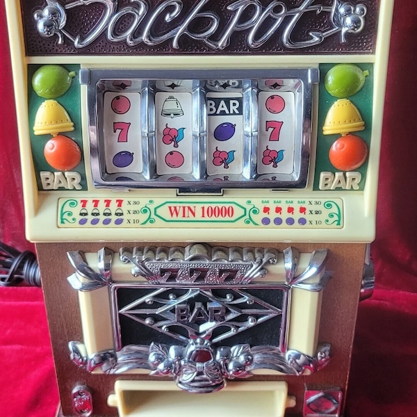 Vintage Slot Machine Radio AM FM