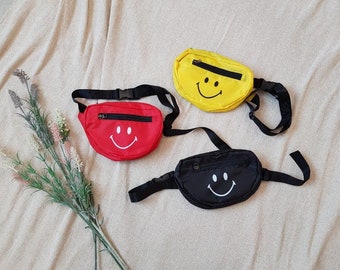 Kinder Gürteltasche, Lächeln Gürteltasche, Kleinkind Sack, personalisierte Tasche, Kindermode, Kindertasche, Spielzeugtasche, Kinder Zubehör, Reißverschlusstasche, Gürteltasche