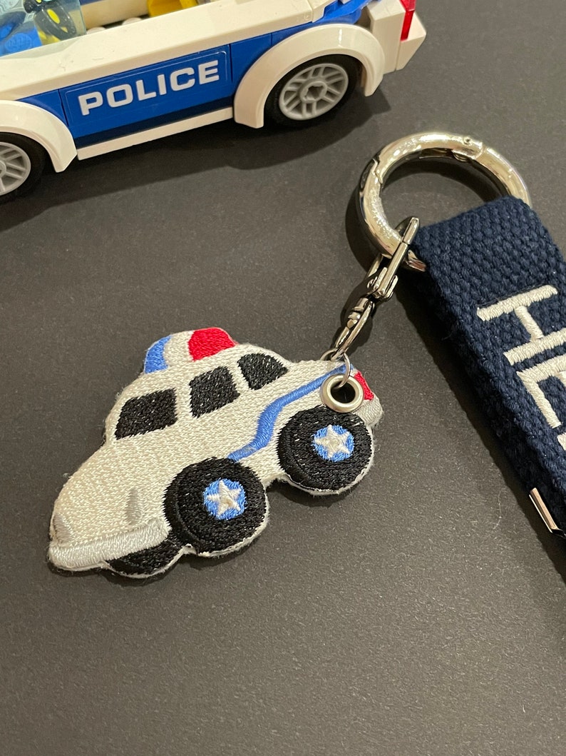 Police Car Personalized Name Tag, Car Custom Key chain, Bag Name Tag, Gift idea, Kids Name Tag, Personalized Gift, Back to school nametag With Charm
