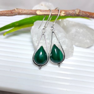 Malachite Earring, Green Malachite Earring, 925 Silver Earring, Natural Malachite, Malachite Dangle Earring, Malachite Cab, Sale