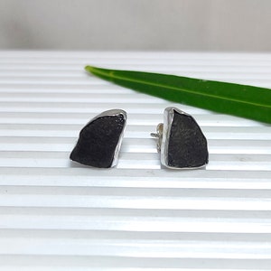 Saffordite (Cintamani ) Earring,  Saffordite Stud Earring, 925 Silver Stud Earring, Genuine Saffordite, Natural Obsidian, Sale