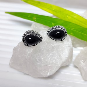 Black Onyx Stud Earrings, 925 Sterling Silver Earring, Black Onyx Ear Stud, Black Onyx Vintage Earring, Black Onyx Studs, Sale