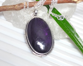 SUGILITE クリスタルペンダント - AA、スターリングシルバー、長方形 