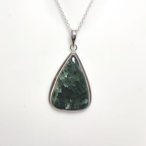 Serpentine Gemstone Pendant, Serpentine Necklace, 925 Silver Pendant, Green Serpentine, Serpentine Cabochon, Serpentine, Sale