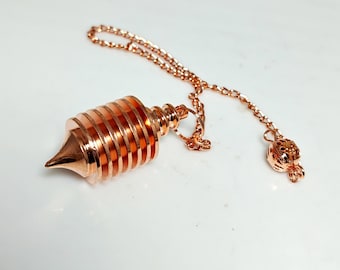 Pêndulo de radiestesia de cobre com ponta cônica, para equilíbrio espiritual.