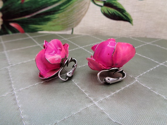 Clip On Roses - image 2