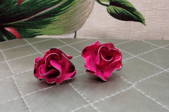 Clip On Roses - image 1