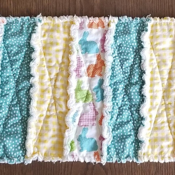 Hoppy Easter Quilted Table Runner GFTOTP5533 main image 0