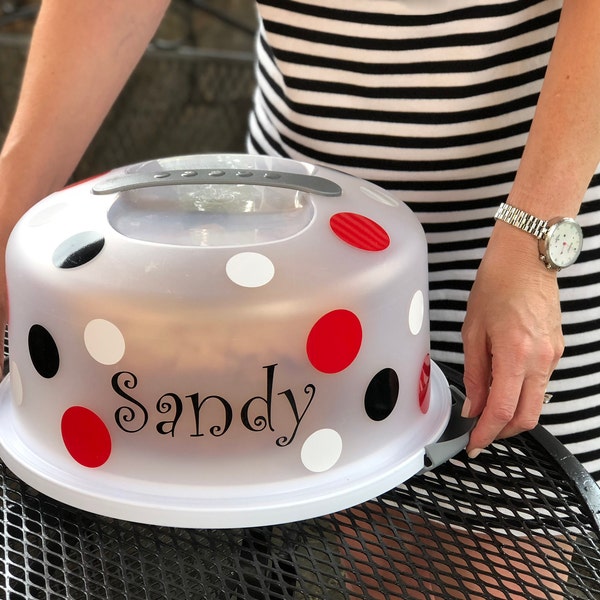 Personalized Cake Taker