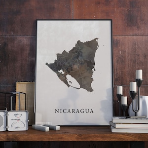 Vintage Style Nicaragua Map Print: Travel Wall Art