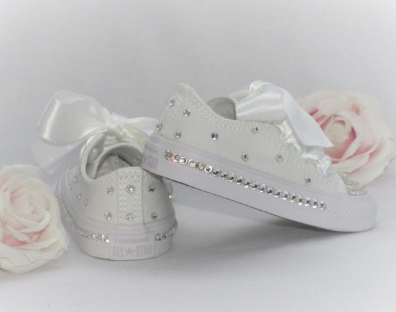pistol halvkugle Bærecirkel Buy Flower Girl Toddler Custom Crystal Bling Converse Shoes Online in India  - Etsy