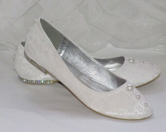 Custom Bridal Lace And Pearl Flat Shoes, Wedding Flats for Bride.