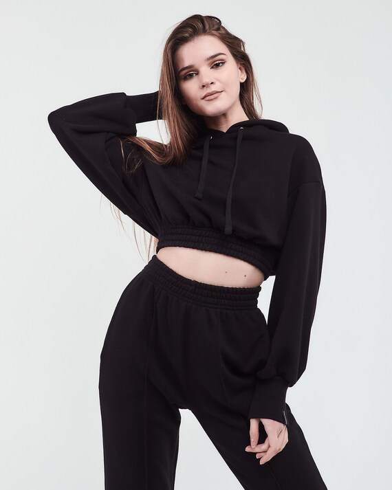 Black Hoodie Crop Top and Joggers Woman 