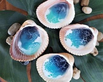 Epoxy Resin Ocean Waves Ring Dish Cockleshell Trinket Dish Beach Vibes Handmade Gift Idea Ocean Decor