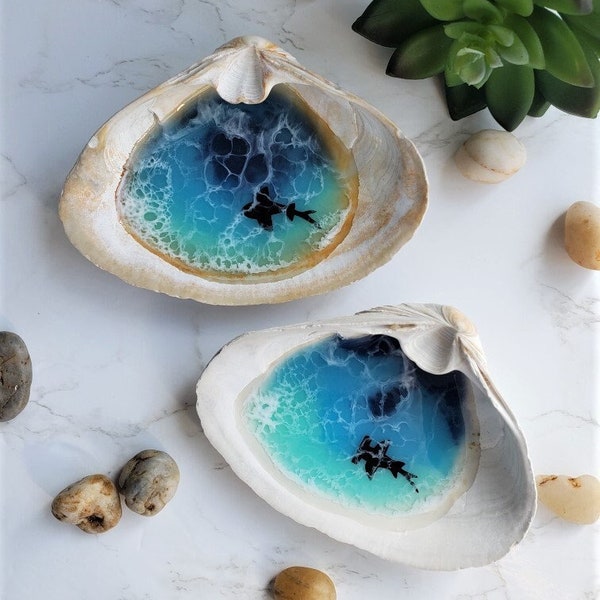 Shark Ocean Resin Shell Ring Dish Hand Drawn Trinket Dish Waves Beach Epoxy Handmade Unique Gift Idea Beach Lover Home Decor Top Gifts