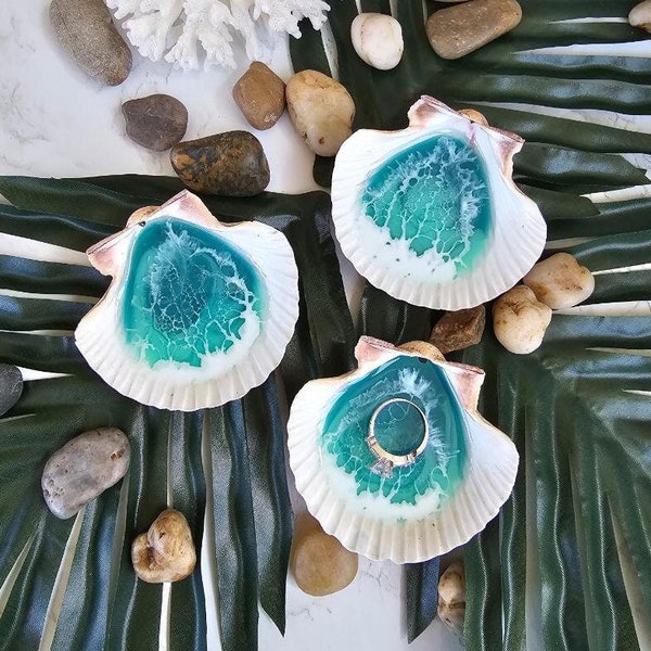 Ocean Resin Shell Ring Dish Trinket Dish Turquoise Waves Engagement Gift Idea Beach Lover Home Decor Mexican Deep Top Gifts