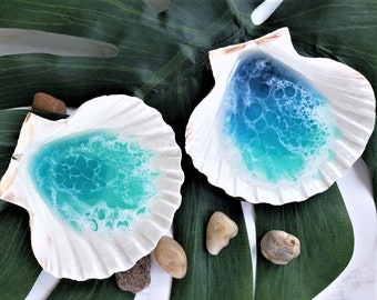 Large Ocean Resin Scallop Shell Ring Dish Trinket Dish Turquoise Or Dark Water Beach Epoxy Handmade Gift Idea Beach Lover Home Decor Shell