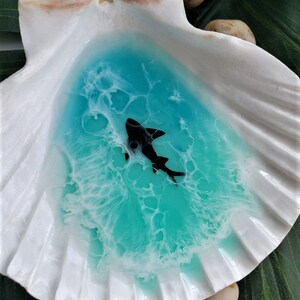Large Ocean Resin Shell Ring Dish Hand Drawn Great White or Hammerhead ...