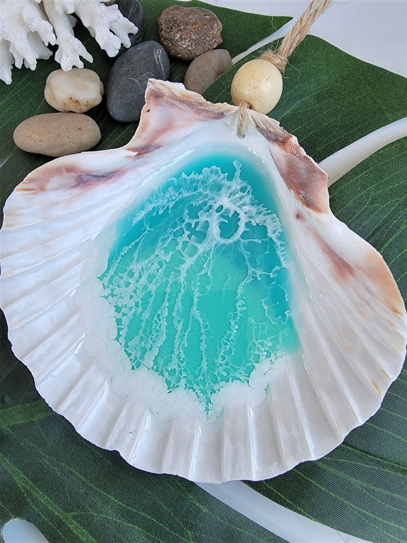 Large Ocean Resin Scallop Shell Ornament Waves Beach Epoxy Handmade ...
