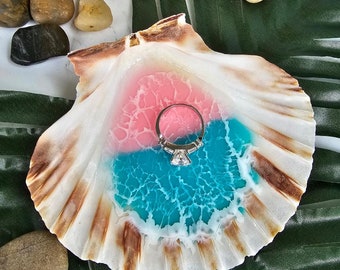 Large Ocean Resin Scallop Shell Ring Dish Trinket Dish Turquoise And Pink Water Beach Epoxy Handmade Gift Idea Beach Lover Home Decor Shell