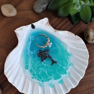 Large Ocean Resin Shell Ring Dish Hand Drawn Manta Ray Whale Shark ...