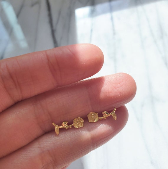 Pair of 925 Sterling Silver 3 Flower Ear Climber Minimal Earrings Pair of 925 Sterling Silver 3 Flower Ear Climber Minimal Earrings