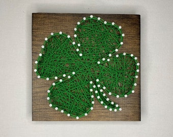 Shamrock Saint Patrick/'s Day Irish Holiday Green and Gold String Art Wood Sign