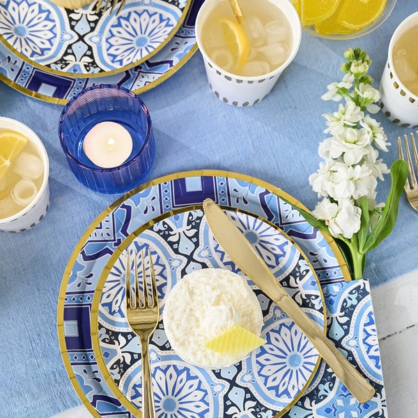 Grandes assiettes de fête Amalfi Blues x 10, paysage de table de fête bleu, assiettes en carton bleues pour fête d'anniversaire, vaisselle bleue, vaisselle d'Amalfi
