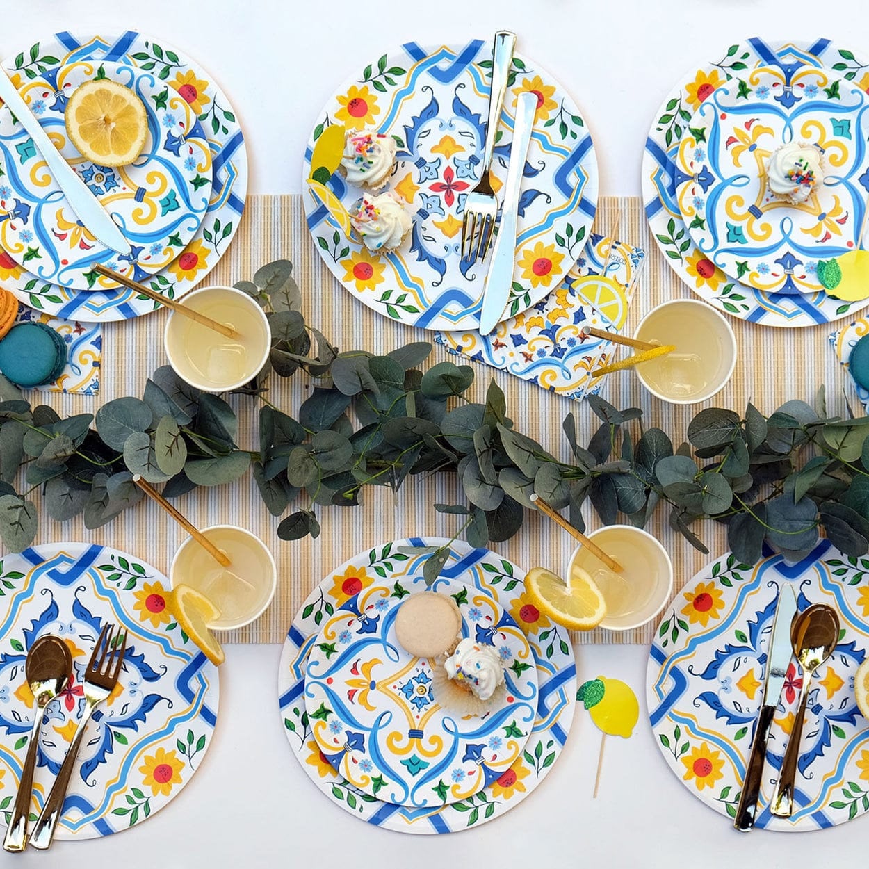 Italian online paper plates