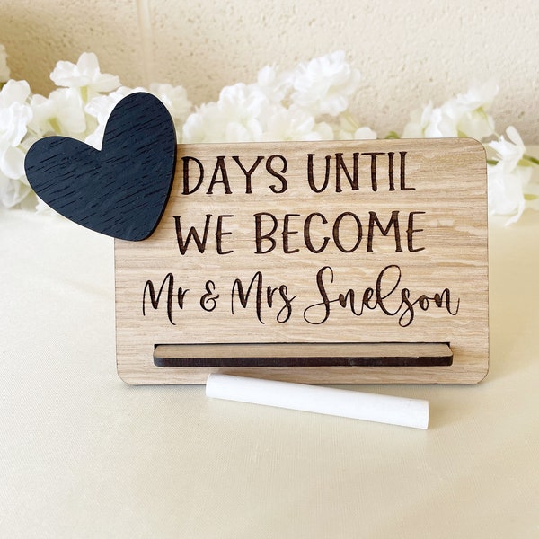 Personalised Wedding Countdown Plaque, Engraved Chalk Sign, Engagement Gift, Gift for Couple Days Weeks Until Mr and Mrs, Congratulations