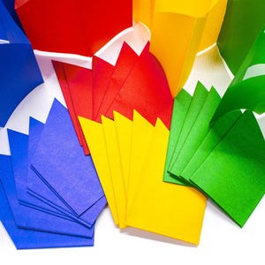 Cappelli di carta velina natalizia - Confezione da 12 colori assortiti, cracker natalizi fai da te, attività artigianali per le feste