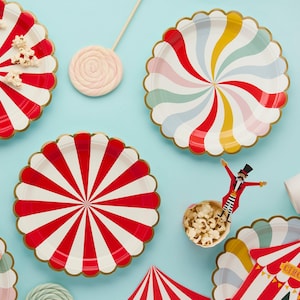 Circus Party Large Paper Plates x 8, Circus Party Plates, Circus Party Supplies, Circus Birthday Party Decorations, Circus theme tableware