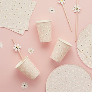 Gänseblümchen-Papierbecher (8er-Pack), Mädchen-Blumen-Partybecher, Gänseblümchen-Geschirr, rosa Gänseblümchen-Blumenbecher, Gänseblümchen-Partygeschirr, Ostergeschirr