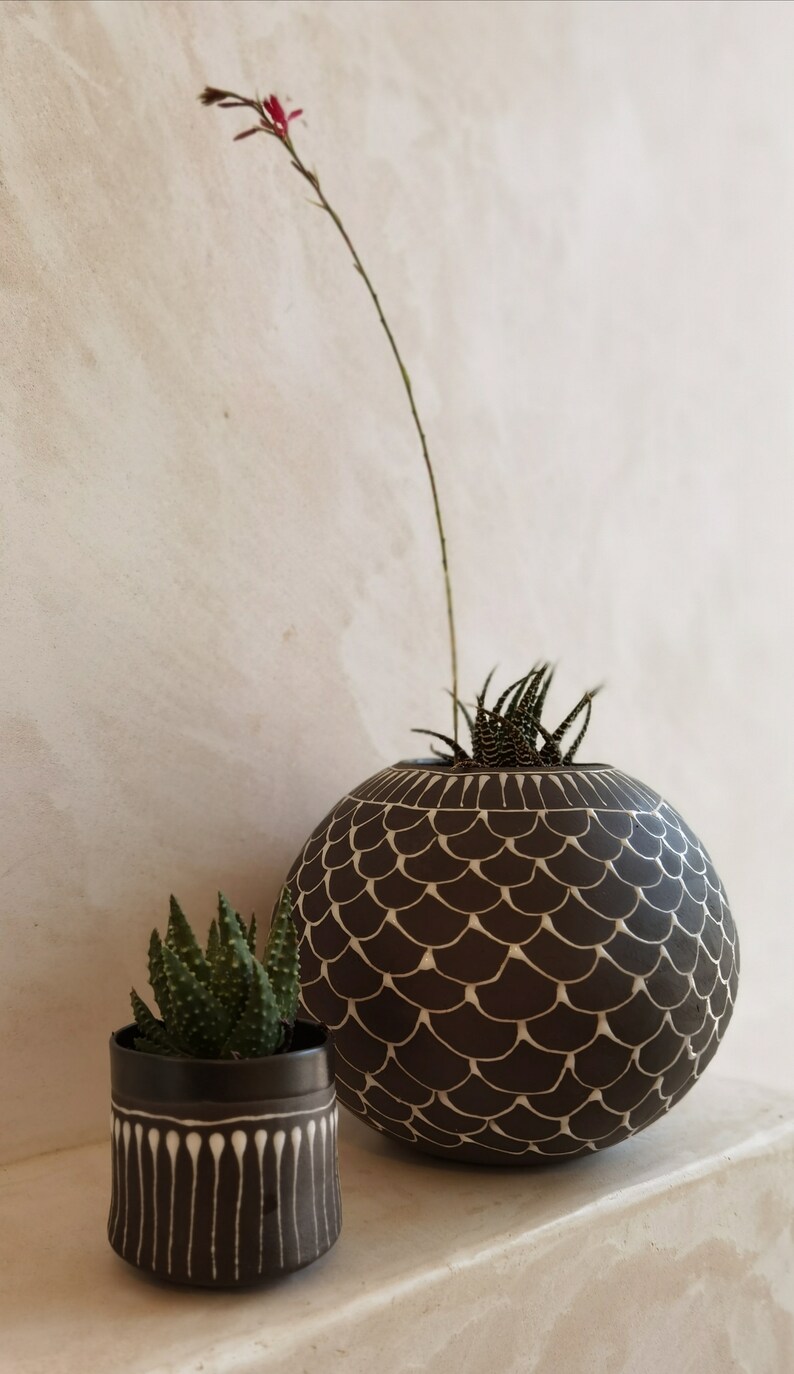 Large Succulent planter pot, White and Black Ceramic Planter, Modern Ceramic Planter, White and black indoor planter image 8