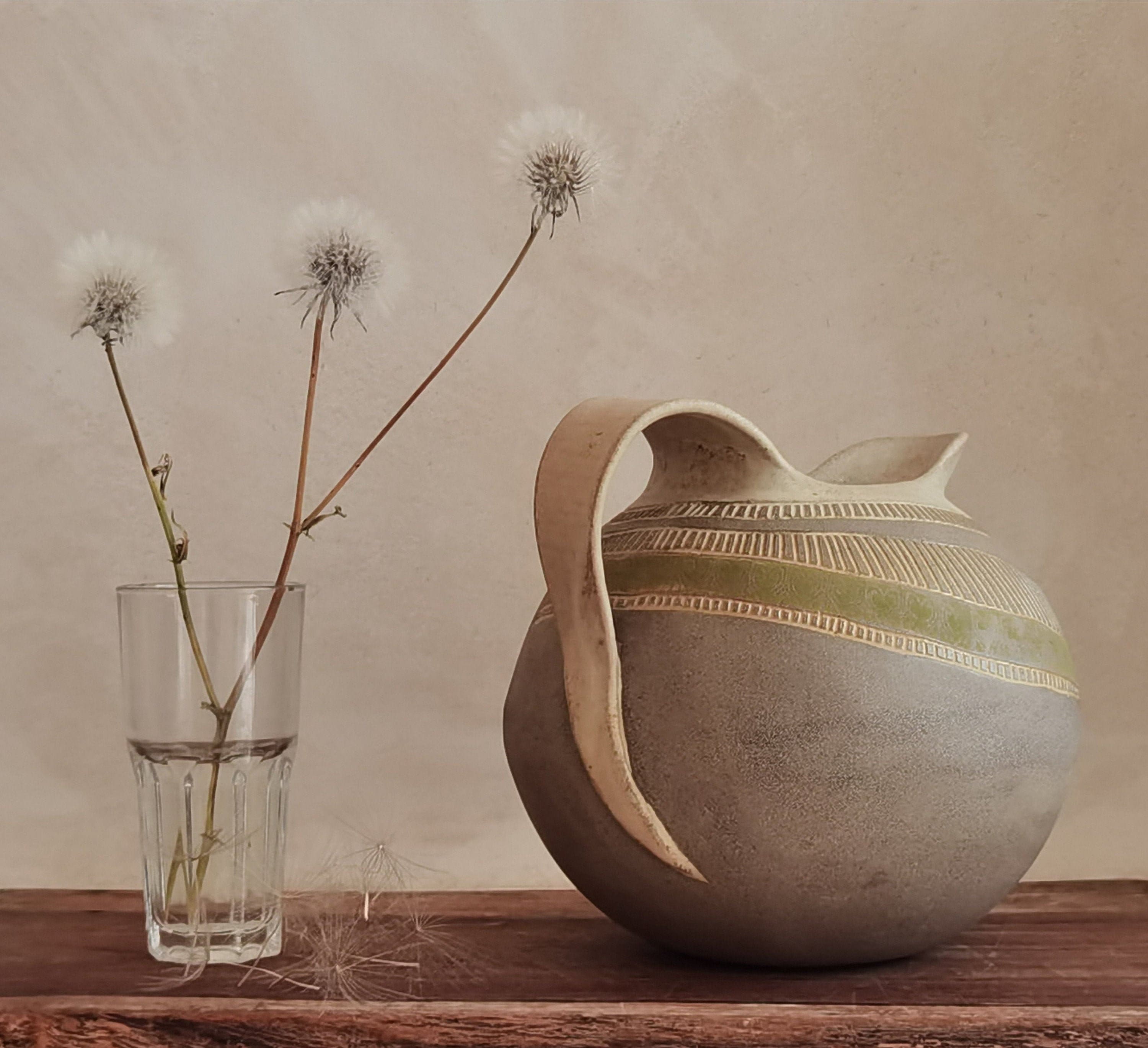 Pichet en Céramique avec Décoration Gravée à La Main et Impressions Vertes, Drinkware, Pichet de Pot