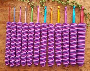 Unique Crochet Hook, Handmade Ergonomic Polymer Clay, Sour Grape Spiral, Boye Style hook, ready to ship