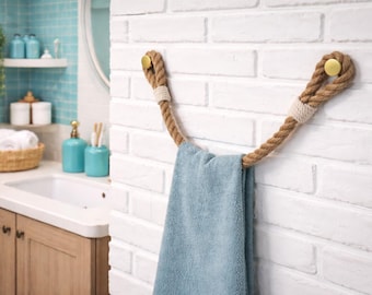 Toallero de yute hecho a mano con ganchos de metal: decoración náutica para el baño
