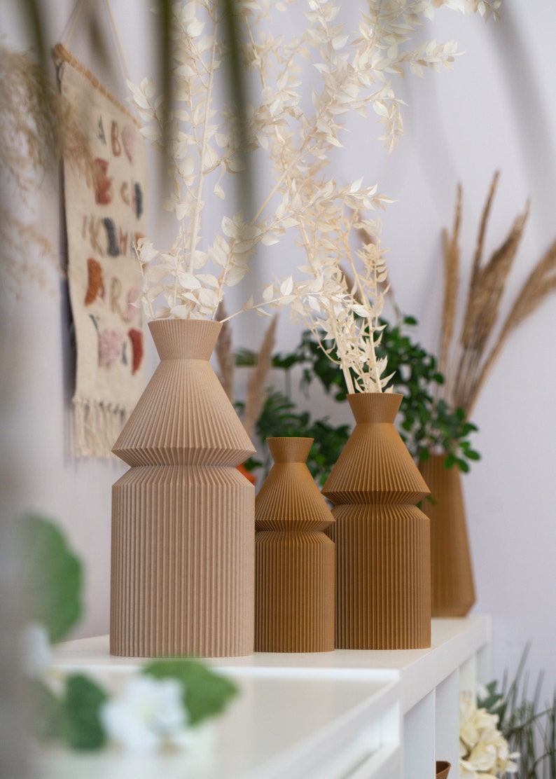 Vase UKKU pour fleurs séchées Décoration intérieure écologique à partir de bois recyclé Vase sans danger pour bébés et animaux de compagnie Design minimaliste Cadeau pour elle ou lui image 3