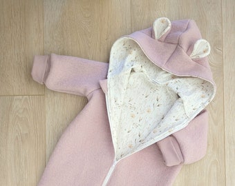 Walkoverall Baby/Kinder, Wollwalk Overall mit Reißverschluss, Herbst, Walkanzug Baby, Größe 62-104, Rosa, weiß, Blumen, Mädchen
