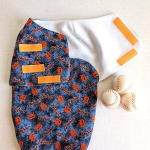 Detroit Tigers Baby Swaddle Sack, Baby Stricktuch, Detroit Tigers Baby Geschenk