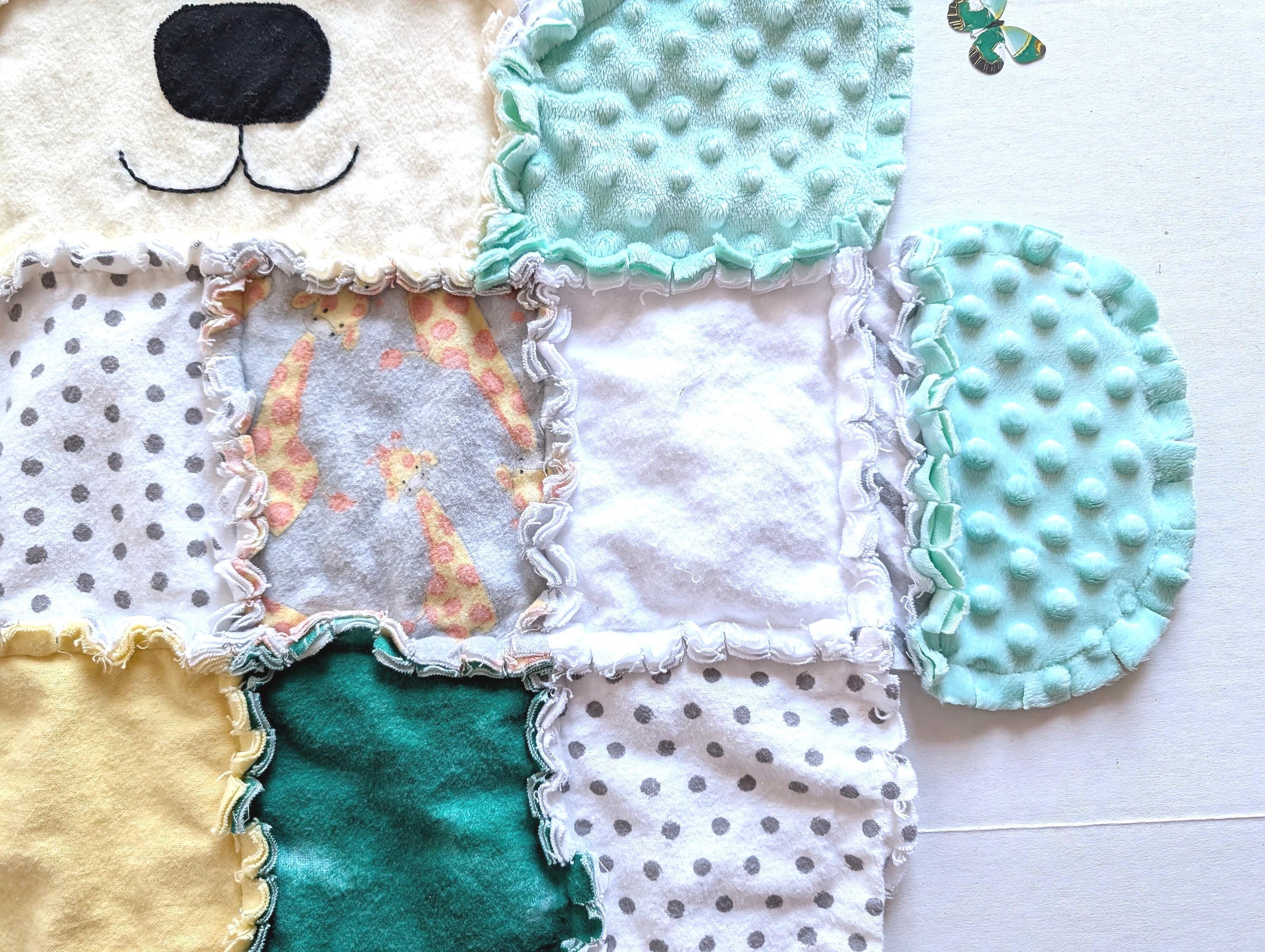 Tiny Joy Mint Green Hooded Baby Blanket – Bear & Floral Print (30″×32″)