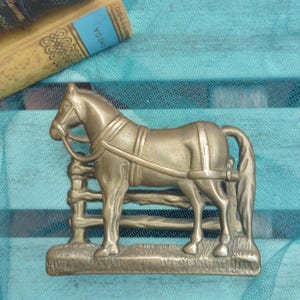 Porta carte in ottone vintage a forma di cavallo ~ Porta lettere in stile Art Nouveau