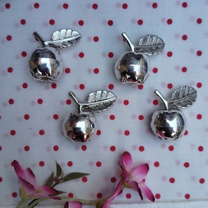 Place Name Holders Apple Shaped Set of 4 Miniature Apples, Vintage Silver-plated Place Card Holders Good Wishes Notes