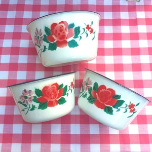 3 Vintage Bumper Harvest Double Face Enameled Bowls Set, 70s ~ Enamel Dishes 2 Sizes