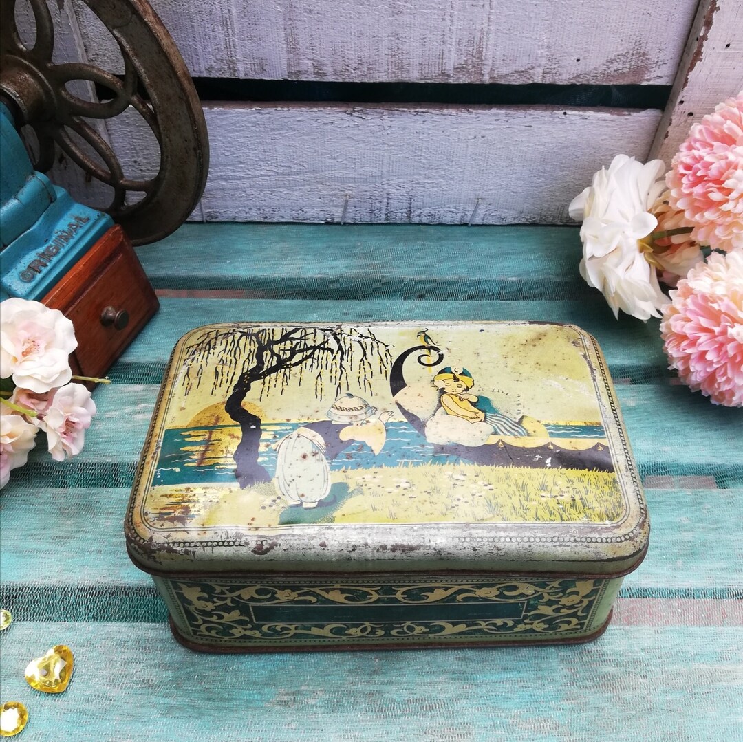 Original Art Decó Tin Box Hinged Lid, Antique Lithography Exotic